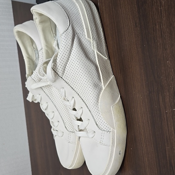 Dolce Vita Size 8.5 White Leather Lace Up Sneakers - Picture 2 of 10